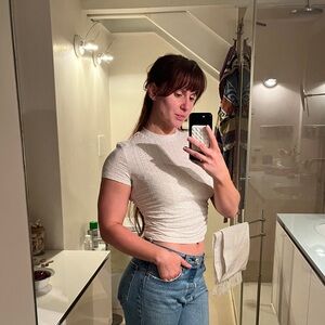 Meet your Posher, Elise